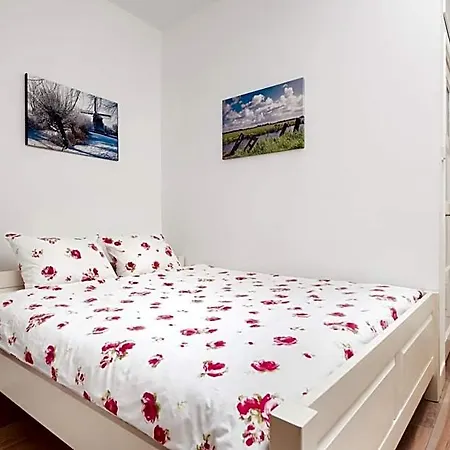 Gh Bed & Breakfast