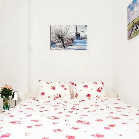 לינה וארוחת בוקר Gh אמסטרדם